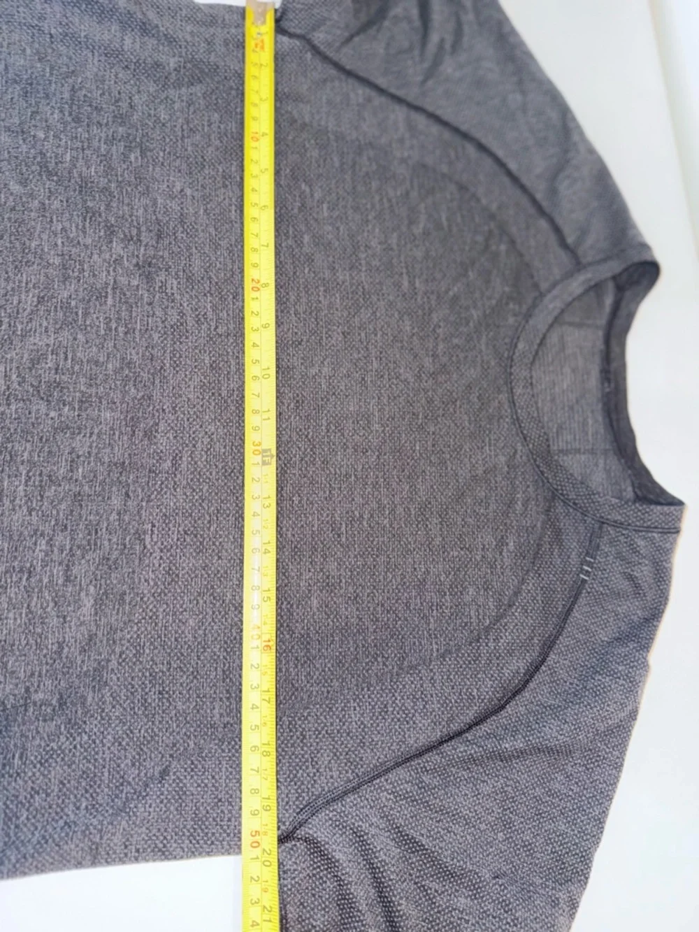 Lululemon Women Short Sleeve Performance Swiftly Short Sleeve T-Shirt Size 8 /M